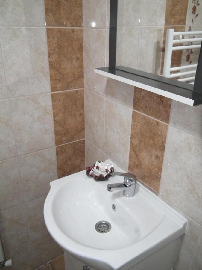 Kalmi Vendeghaz Hotel โครุนด์ ภายนอก รูปภาพ